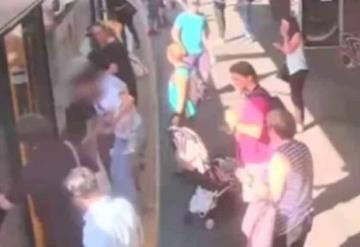 Niño cae a las vías de tren al intentar abordar