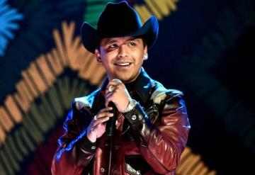 Se me pasaron las copas; tengo 20 años: Christian Nodal