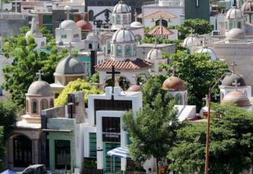 Jardines del Humaya, el panteón de los grandes narcos; así son las tumbas de estos capos