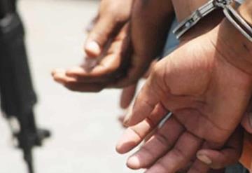 Detienen a padres que enviaban a sus hijos a entregar droga