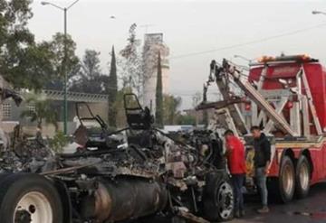 Quema de camiones, bloqueos y tiroteo entre sicarios y policías en Celaya