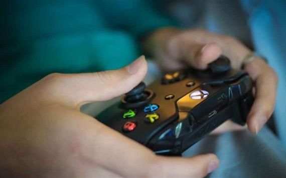 Adolescente apuñala a su gemelo tras pelea por videojuego