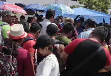 Se manifiestan campesinos en Palacio de Gobierno