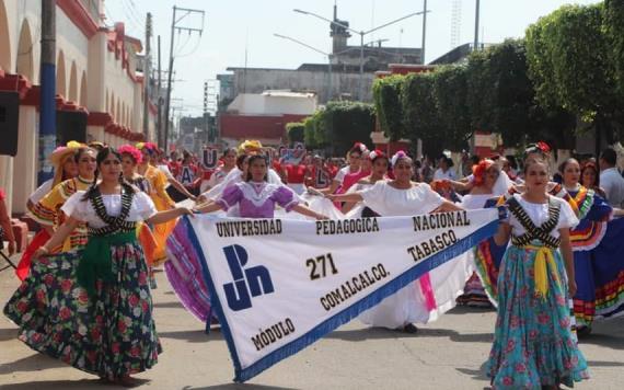 Disfrutan Comalcalquenses de un gran desfile conmemorativo de la revolución mexicana