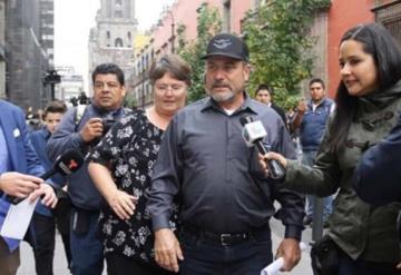 AMLO se reúne con los LeBarón; "no nos dieron atole con el dedo", dijo uno de ellos