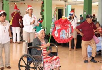 Realiza DIF posada para abuelitos de la Casa del Árbol