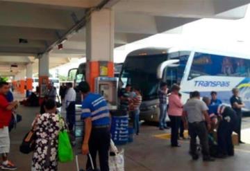 Realizan operativo en terminal de autobuses previo al periodo vacacional