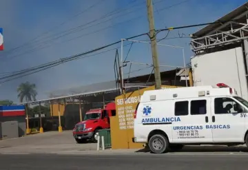 Explota pipa en autolavado de tanques