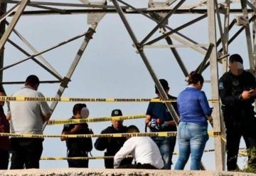 Niño de 12 años se suicida colgándose de torre de electricidad en Sinaloa