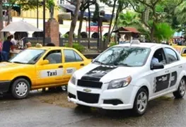 Solicita Uni&oacute;n de Taxis de Centro ir contra piratas y Uber