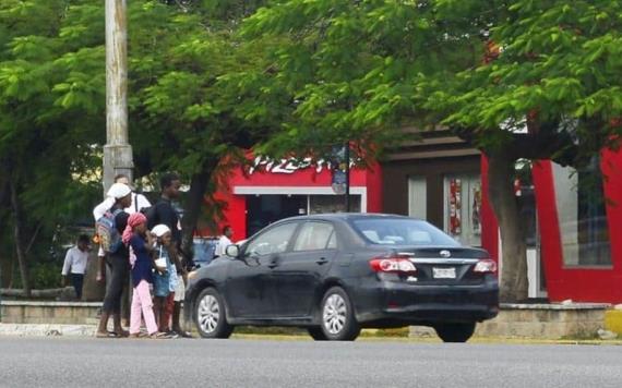 Familias migrantes viven de la caridad en Tabasco