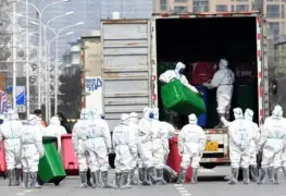 Familia vivía en secreto en  el mercado de Wuhan sin tener Covid-19