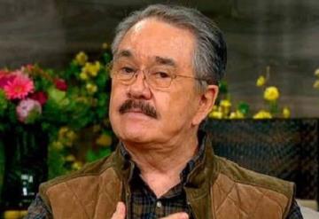 Pedro Sola llama ´vándalas´ a mujeres y lo destrozan en redes