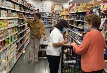 Tiendas, bancos y transporte no pararán pese a Covid-19