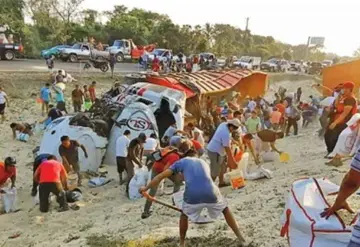 Rapiñaron sin ´Susana Distancia´ en la carretera federal Coatzacoalcos–Cárdenas