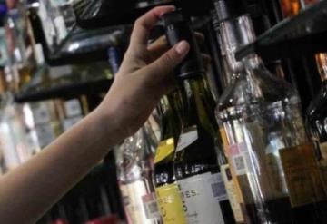 Compras de pánico de alcohol revelan problemas de salud mental: especialista