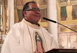 Fallece primer cura en Estados Unidor por covid-19; era Mexicano