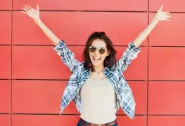 Aprende a pensar en positivo para atraer la felicidad en tu vida