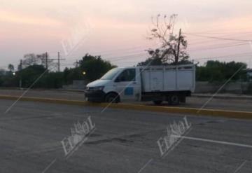 Hallan a sujeto sin vida dentro de un camioneta en Tabasco