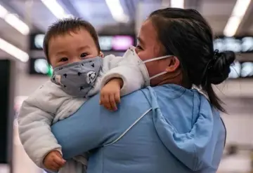Alertan peligro por uso de mascarillas en niños menores de 2 años