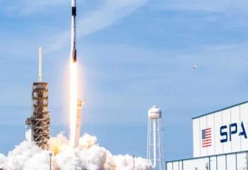 SpaceX y la NASA envían primer cohete tripulado al espacio