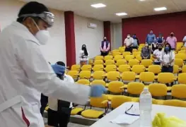 Imparte ayuntamiento plática preventiva contra el COVID-19 a trabajadores