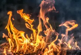 Se incendia casa en Miguel Hidalgo; el dueño estaba borracho