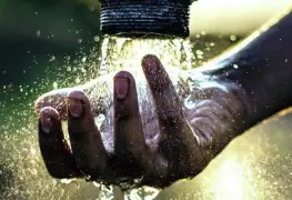 Ponen en marcha operativo especial para suministro de agua en Tabasco