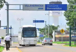 Repatriados de EU llegan a Villahermosa