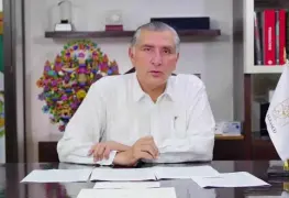 Adán Augusto López cumple con declaración patrimonial