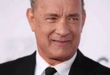 Tom Hanks encara a quienes no utilizan cubrebocas