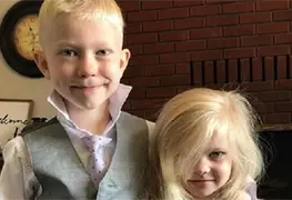 Avengers homenajean a ni&ntilde;o que salv&oacute; a su hermana de ataque de un perro