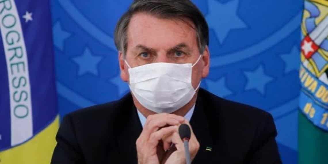 Restricciones por covid matan la economía: Bolsonaro