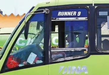 Continúa crisis en el transbus; adeudan quincenas a choferes