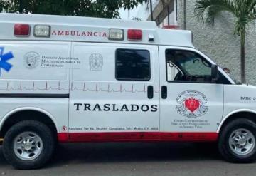 Recibe la UJAT ambulancia para traslados de la comunidad universitaria