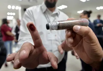 Elabora IPN tinta indeleble para elecciones de 2021