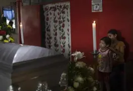 Valdivia tenía seis hijas hoy le dieron el último adiós a periodista asesinado