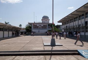 Entrega COBATAB 141 plazas a docentes