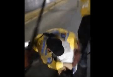 VIDEO: Policías golpean y someten a joven en Coahuila