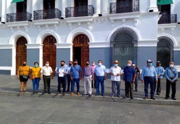 Exigimos que dejen de estar inundando por el mal manejo de presas, habitantes de Yokotan