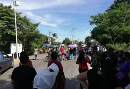 Bloqueos en Tabasco provocan retrasos en entregas de mercanc&iacute;as: CANACAR