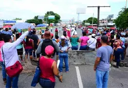 Payasos alegran manifestaci&oacute;n