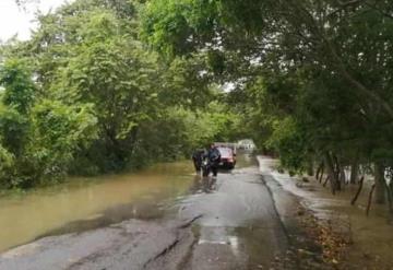 Sin hallar a menor de edad que fue arrastrado en un cayuco en Jalapa