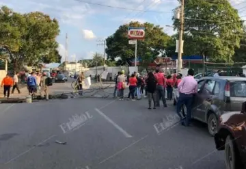 Cierran carretera en Lomitas km 12