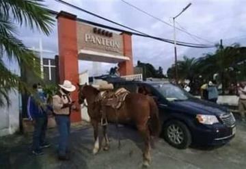 Fallece Charro Paraíseño