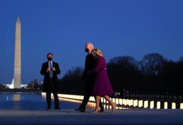 Antes de tomar protesta Biden encabeza homenaje luctuoso