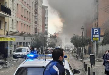 VIDEO: Al menos tres muertos al explotar parte de un edificio en el centro de Madrid