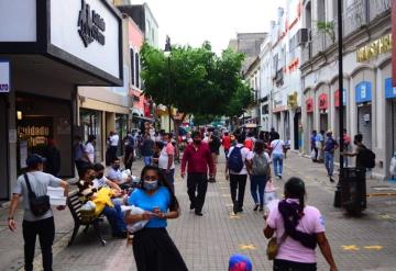 SEDENER con comerciantes por la cultura del ahorro de energía