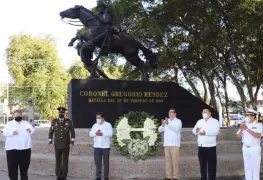 Conmemoran la batalla del 27 de febrero en el monumento a Gregorio Méndez