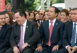 El estado de Veracruz se gasta presupuesto en burocracia